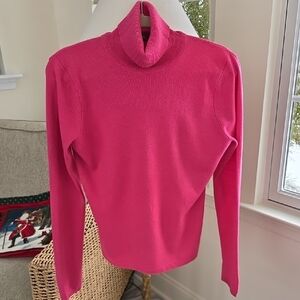 Women's Pink Cashmere Turtleneck Sweater